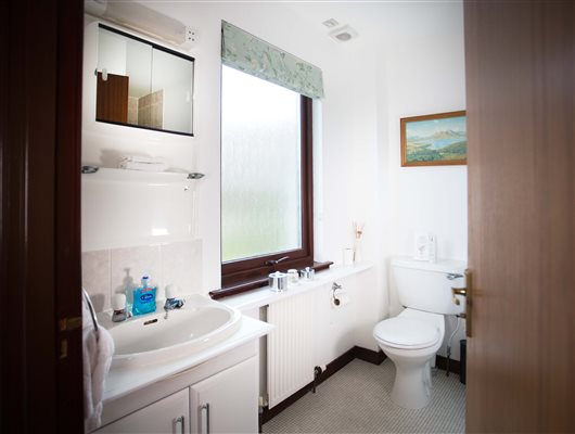Ensuite Room3 Ensuite Room3